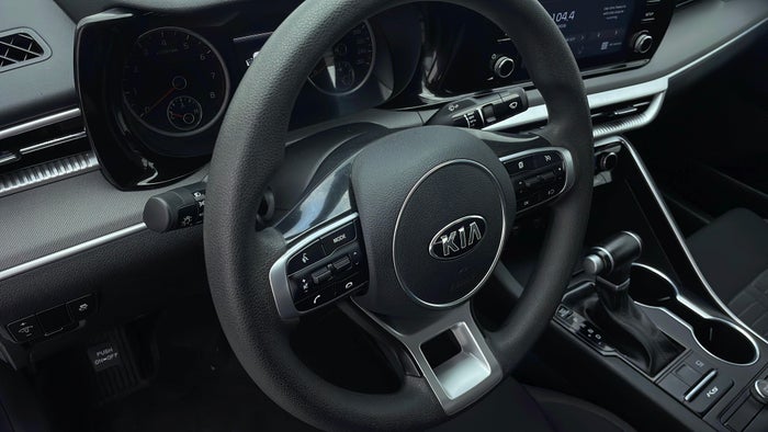 KIA K5-Steering Wheel Trim Faded