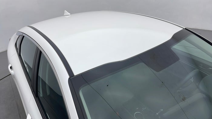 KIA K5-Roof/Sunroof View
