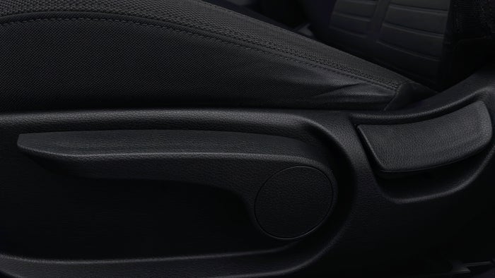 KIA K5-Driver Side Adjustment Panel