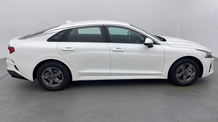 KIA K5-Right Side View