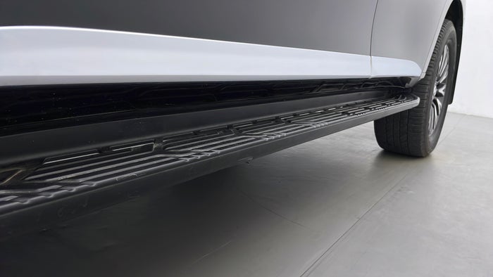 NISSAN PATROL-Running Board LHS Dent