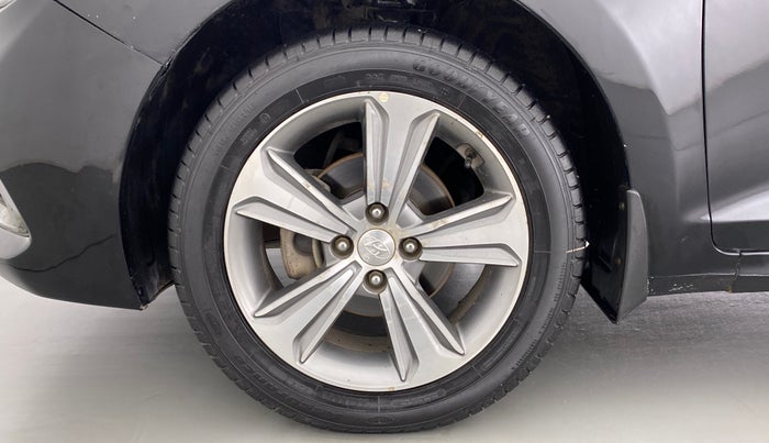 2018 Hyundai Verna 1.6 SX VTVT, Petrol, Manual, 77,903 km, Left Front Wheel