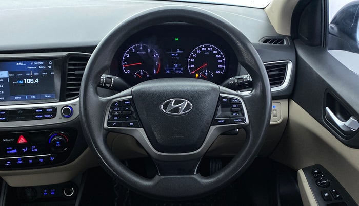2018 Hyundai Verna 1.6 SX VTVT, Petrol, Manual, 77,903 km, Steering Wheel Close Up