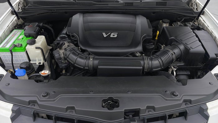 KIA MOHAVE-Engine Bonet View