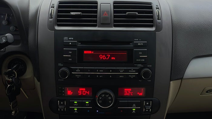 KIA MOHAVE-Center Console