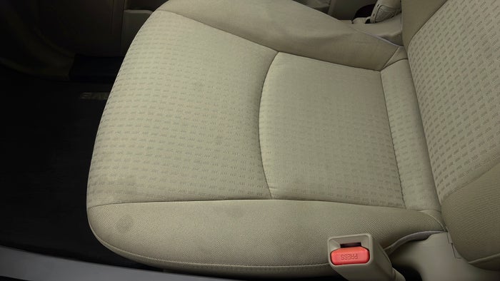 KIA MOHAVE-Seat RHS Front Stain