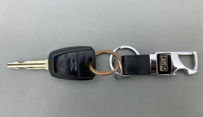 2015 Hyundai Grand i10 MAGNA 1.2 KAPPA VTVT, Petrol, Manual, 27,426 km, Key Close Up