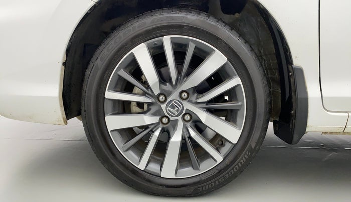 2022 Honda City ZX MT PETROL, Petrol, Manual, 4,995 km, Left Front Wheel