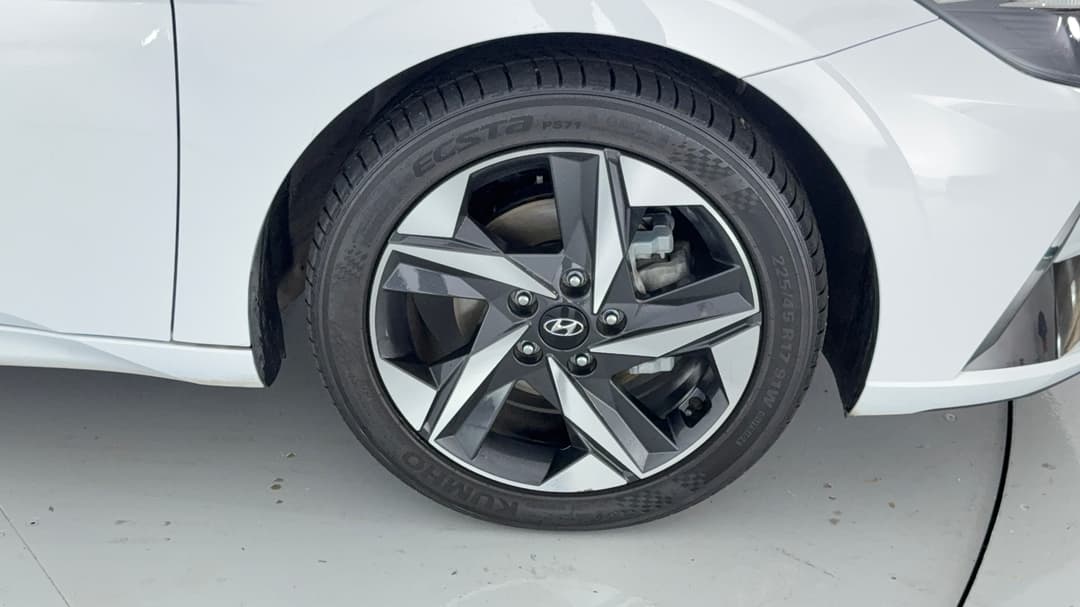 2022 Hyundai i30 Active, Automatic, 17752 km, Right Front Wheel