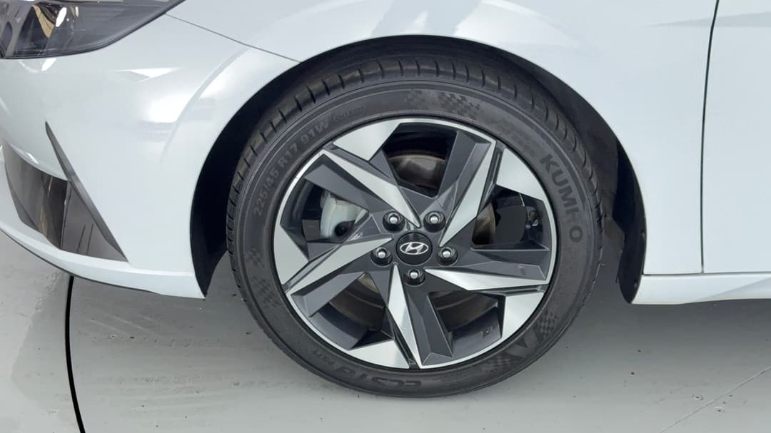 2022 Hyundai i30 Active, Automatic, 17752 km, Left Front Wheel