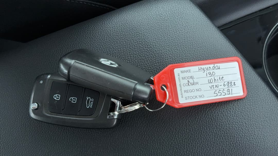 2022 Hyundai i30 Active, Automatic, 17752 km, Key Close-up