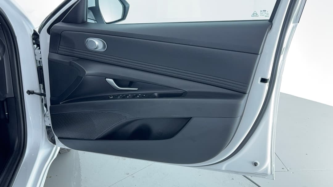 2022 Hyundai i30 Active, Automatic, 17752 km, Speaker View