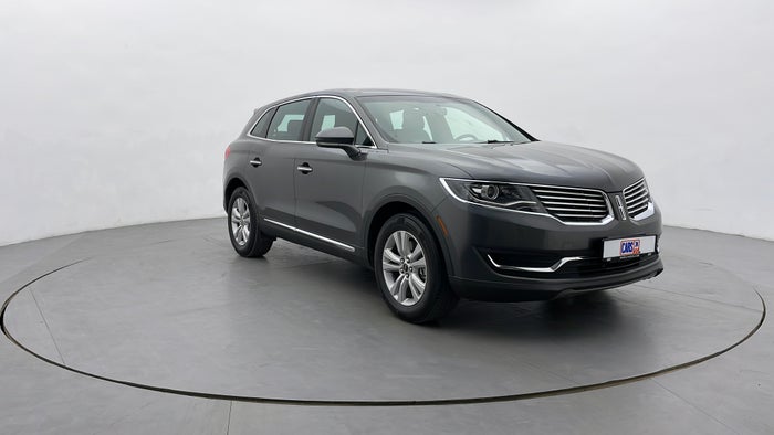 LINCOLN MKX-Right Front Diagonal (45- Degree) View