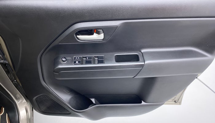 2020 Maruti New Wagon-R VXI 1.0, Petrol, Manual, 13,957 km, Driver Side Door Panels Control