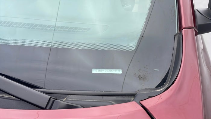 DODGE DURANGO-Windshield Front Beading Missing/Broken