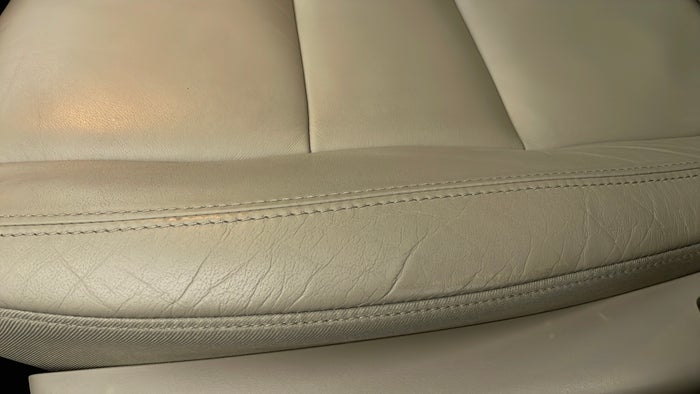 DODGE DURANGO-Seat LHS Front Depressed/Pressure Mark