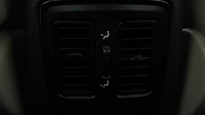 DODGE DURANGO-Rear AC Vents