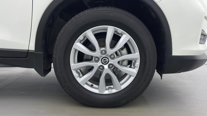 NISSAN X TRAIL-Right Front Tyre