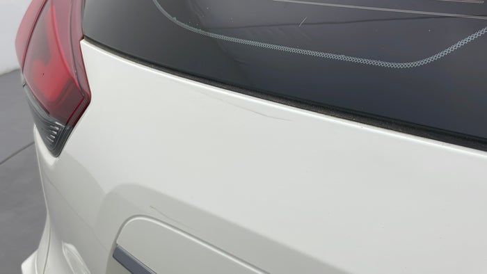 NISSAN X TRAIL-Door Exterior Boot Door Scratch