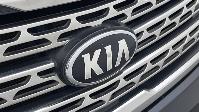 KIA MOHAVE-Monogram/Logo Front Faded