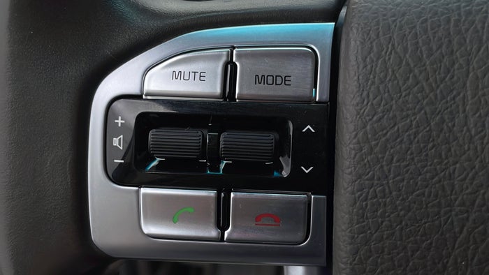 KIA MOHAVE-Drivers Control