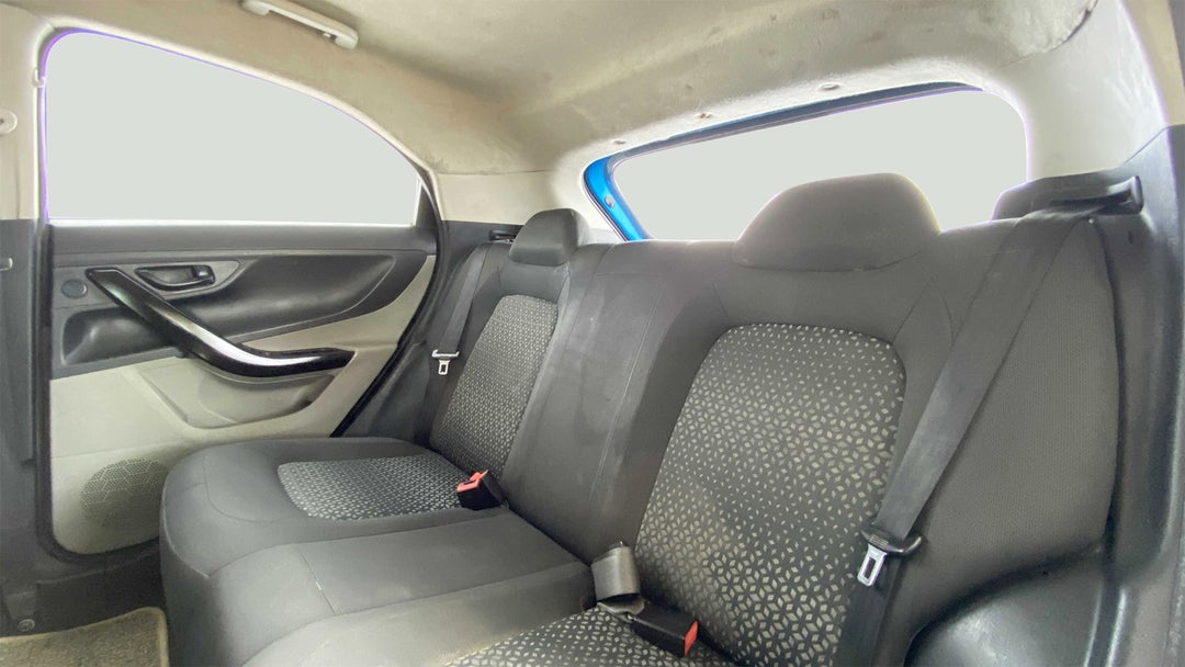 Right Side Rear Door Cabin