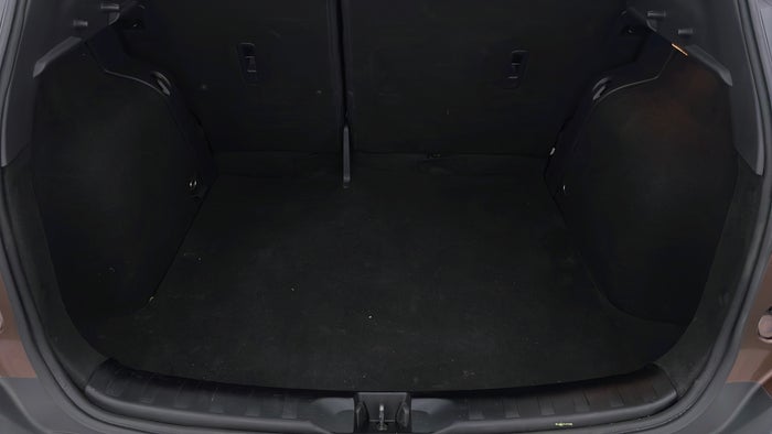 NISSAN KICKS-Boot Inside View