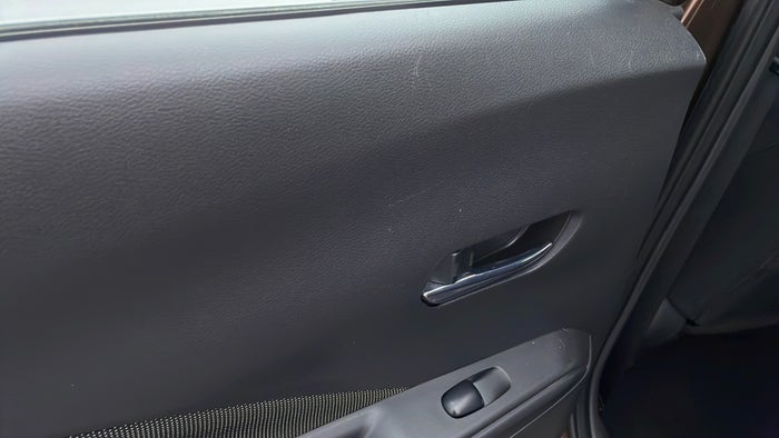 NISSAN KICKS-Door Interior LHS rear Scratch