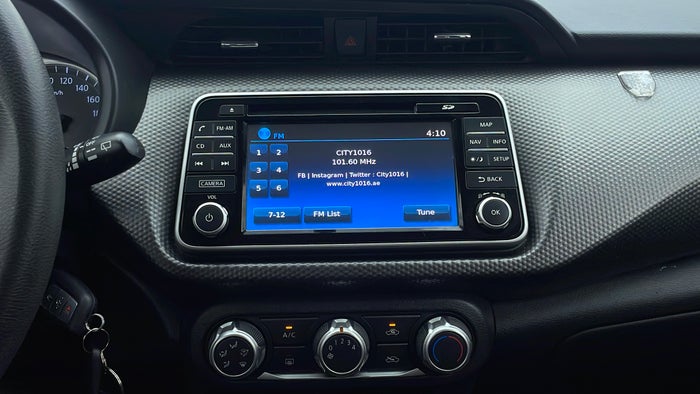 NISSAN KICKS-Center Console
