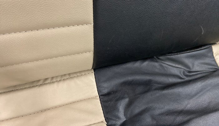 2018 Maruti Alto 800 LXI, Petrol, Manual, 16,179 km, Second-row right seat - Belt buckle missing