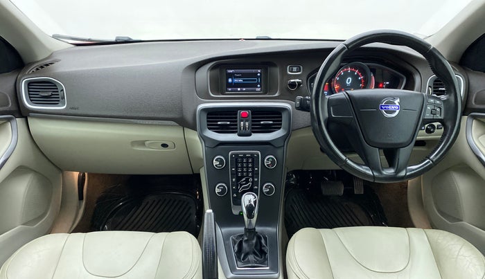 2015 Volvo V40 Cross Country T4 MOMENTUM, Petrol, Automatic, 21,635 km, Dashboard