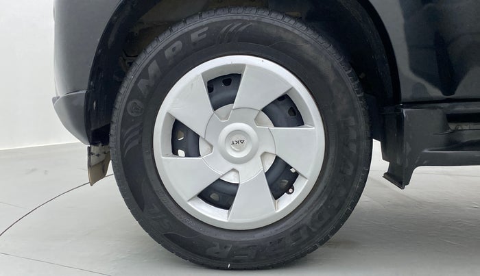 2019 Mahindra Scorpio S7 140 BHP 2WD, Diesel, Manual, 35,956 km, Left Front Wheel