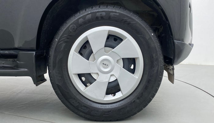 2019 Mahindra Scorpio S7 140 BHP 2WD, Diesel, Manual, 35,956 km, Right Front Wheel
