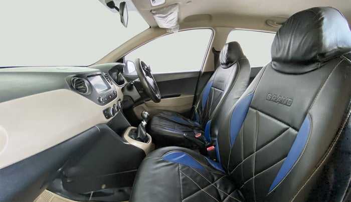2017 Hyundai Grand i10 1.2 KAPPA SPORTZ (O), Petrol, Manual, 60,242 km, Right Side Front Door Cabin
