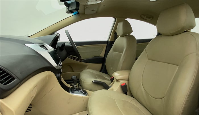2014 Hyundai Verna FLUIDIC 1.6 VTVT SX AT, Petrol, Automatic, 32,528 km, Right Side Front Door Cabin
