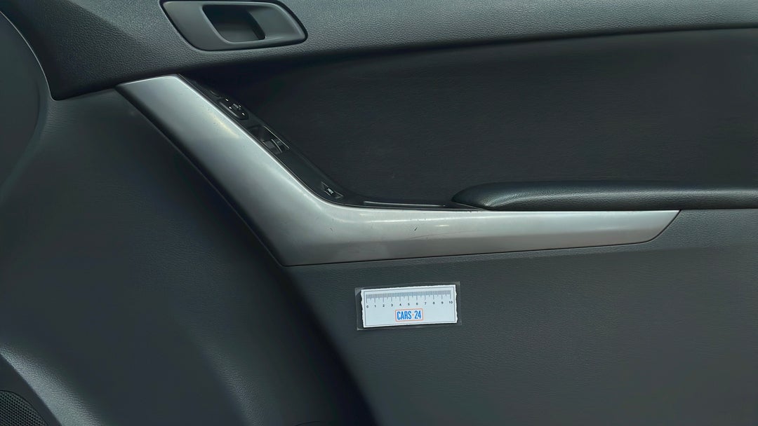 Doors Front RHS Chip