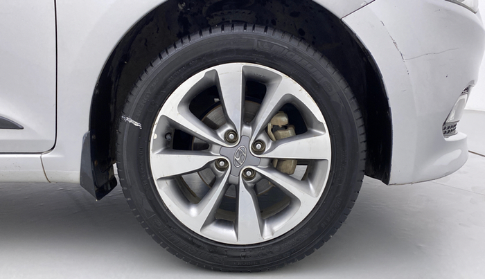 2014 Hyundai Elite i20 ASTA 1.2, CNG, Manual, 77,482 km, Right Front Wheel