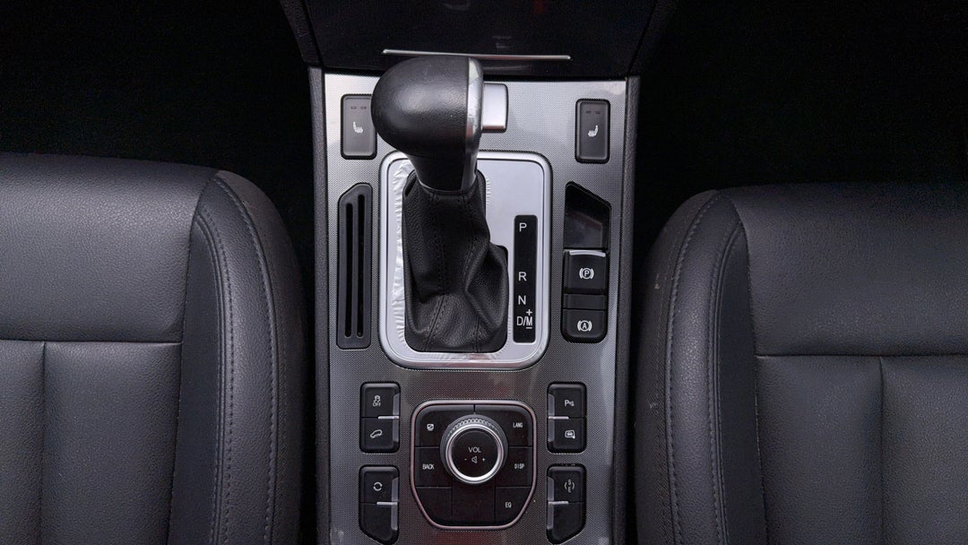 2017 Haval H6 Lux, Automatic, 128514 km, Gear Lever 