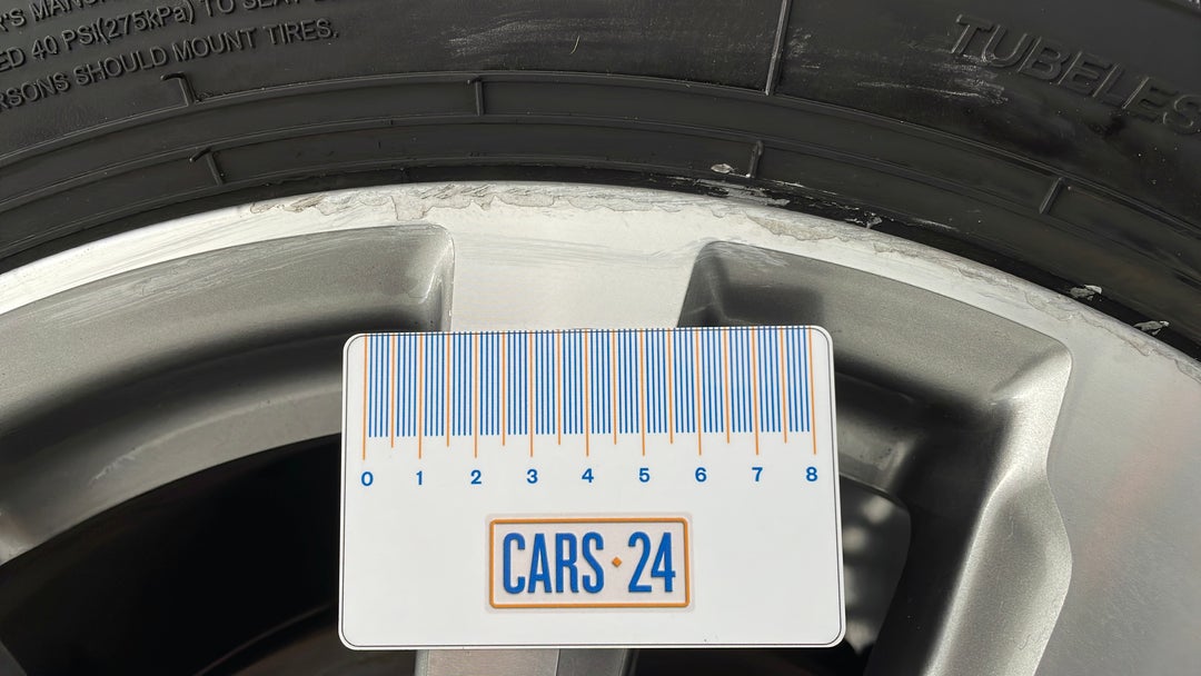 2016 Nissan Pathfinder St (4x2), Automatic, 111093 km, Wheels Rim Front LHS Gutter Rash