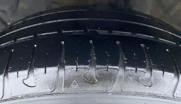 2019 Hyundai Grand i10 SPORTZ 1.2 KAPPA VTVT, Petrol, Manual, 32,723 km, Left Front Tyre Tread