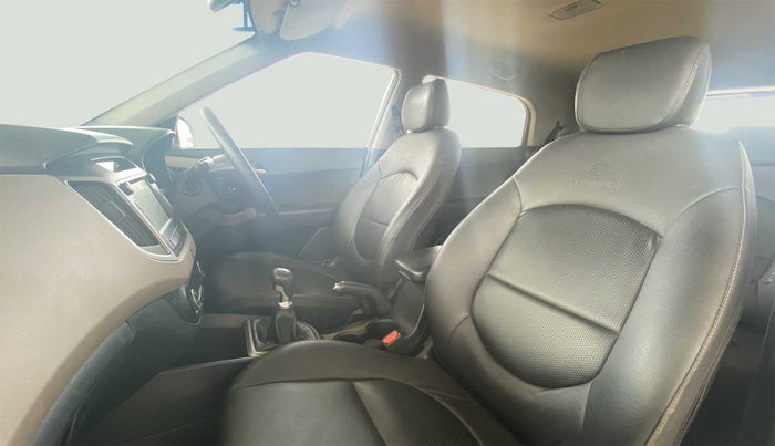 2016 Hyundai Creta 1.6 SX PLUS VTVT, Petrol, Manual, 51,683 km, Right Side Front Door Cabin