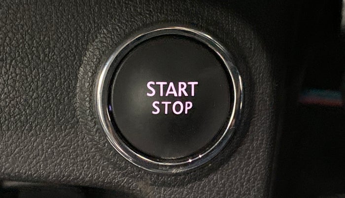 2019 Renault Captur PLATINE PETROL DUAL TONE, Petrol, Manual, 26,583 km, Keyless Start/ Stop Button