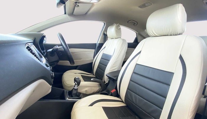 2018 Hyundai Verna 1.6 CRDI SX, Diesel, Manual, 30,125 km, Right Side Front Door Cabin
