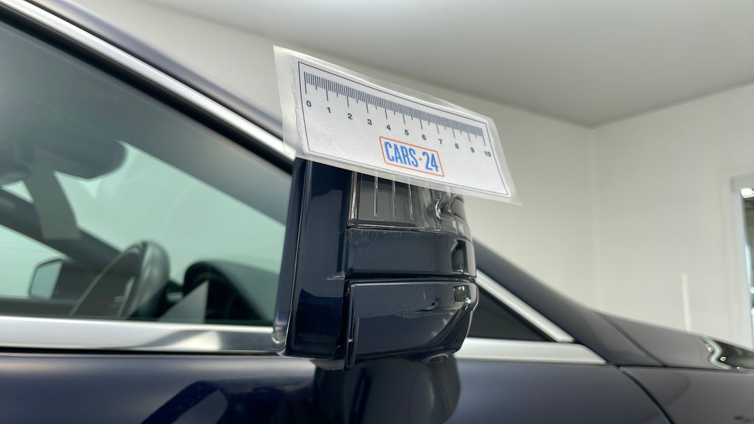 Side Mirrors Housing RHS Scratch