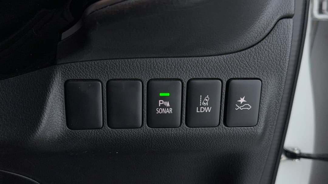 2021 Mitsubishi Outlander Black Edition 7 Seat (2WD), Automatic, 108113 km, Utility Switches/Buttons