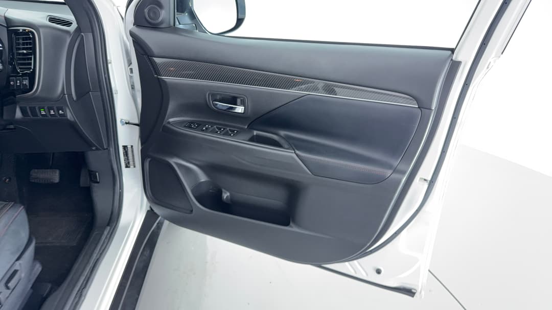 2021 Mitsubishi Outlander Black Edition 7 Seat (2WD), Automatic, 108113 km, Speaker View