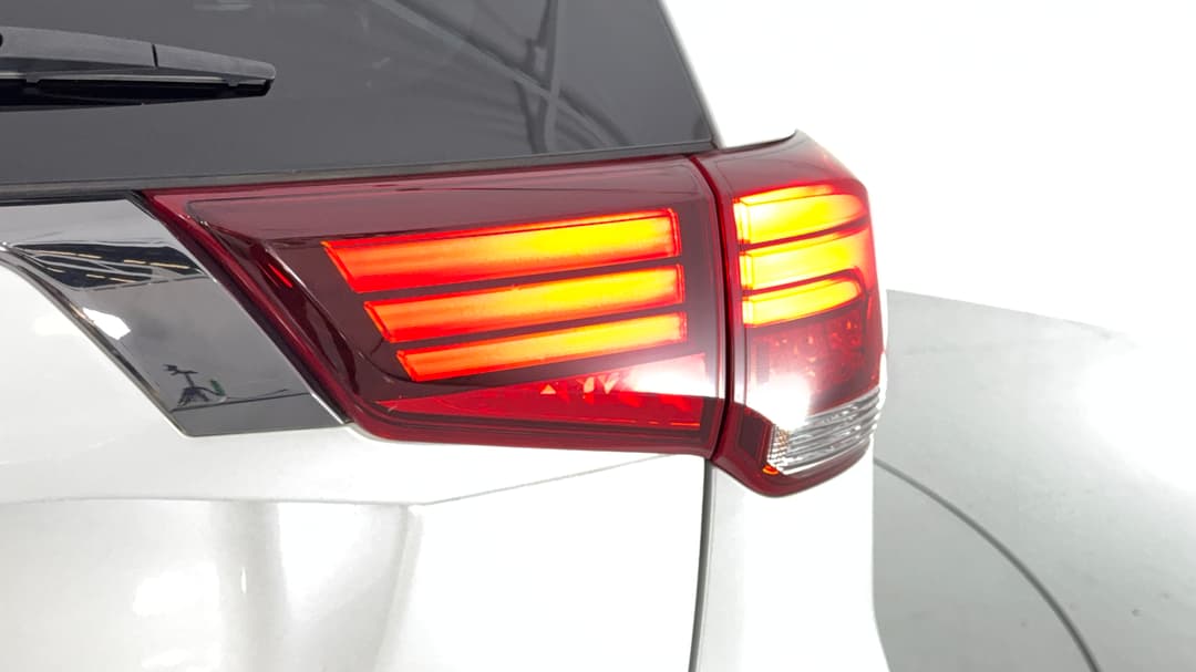 2021 Mitsubishi Outlander Black Edition 7 Seat (2WD), Automatic, 108113 km, Badge (Boot Right Side)