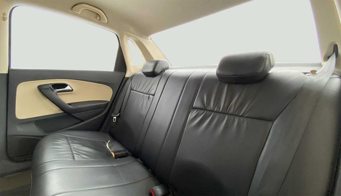 2016 Volkswagen Ameo COMFORTLINE 1.2, Petrol, Manual, 68,597 km, Right Side Rear Door Cabin