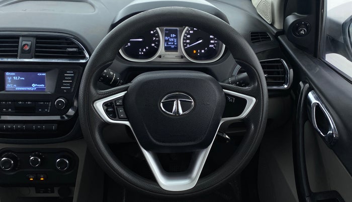 2017 Tata Tiago XZ 1.2 REVOTRON, Petrol, Manual, 52,711 km, Steering Wheel Close Up