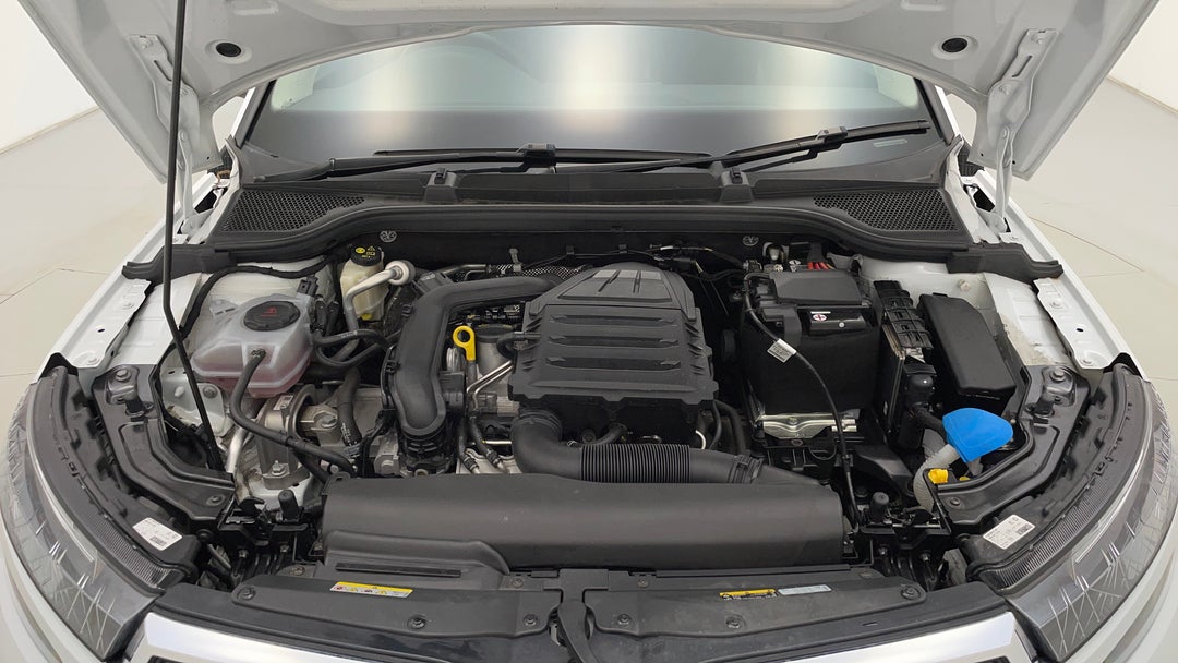 Open Bonnet (Engine)